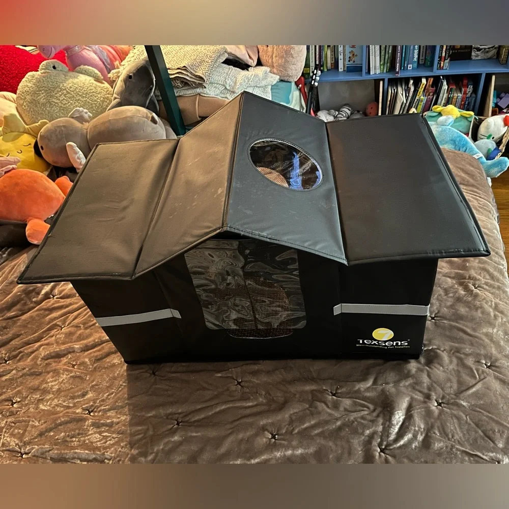 Texsens Black Pet Weatherproof House